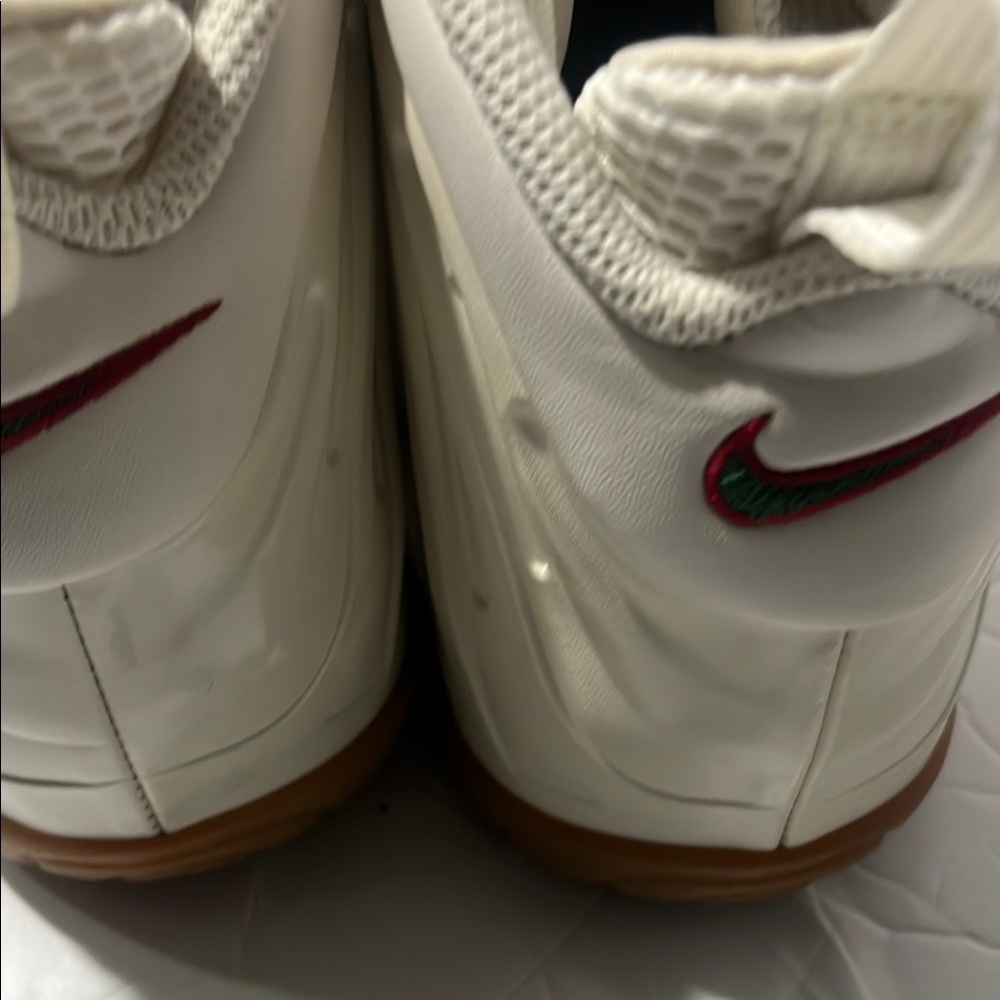 Men's Nike Cream Sneakers - Picture 11 of 13